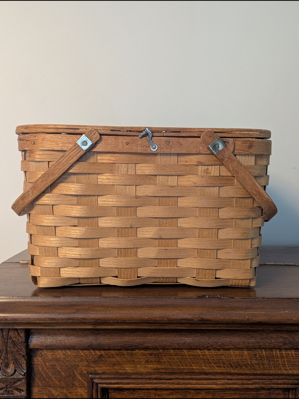 Redmon Woven Wood Picnic Basket Dual Handles Pie Tray Insert Vintage